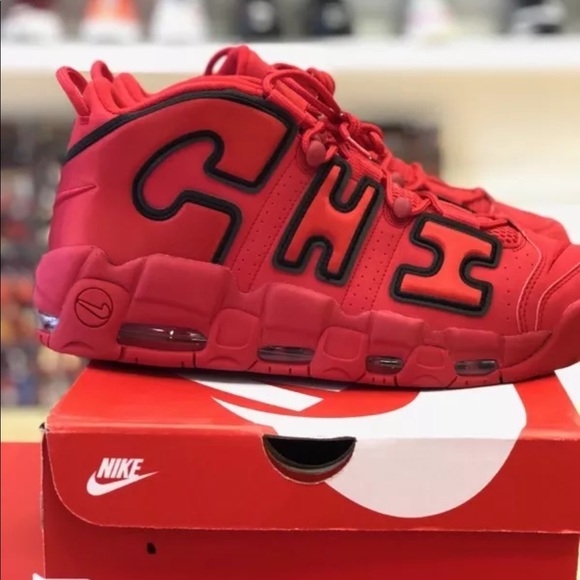 nike air more uptempo chi